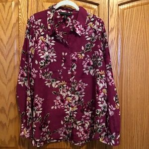 WHITE HOUSE BLACK MARKET FLORAL TOP SZ 16 BUTTON
